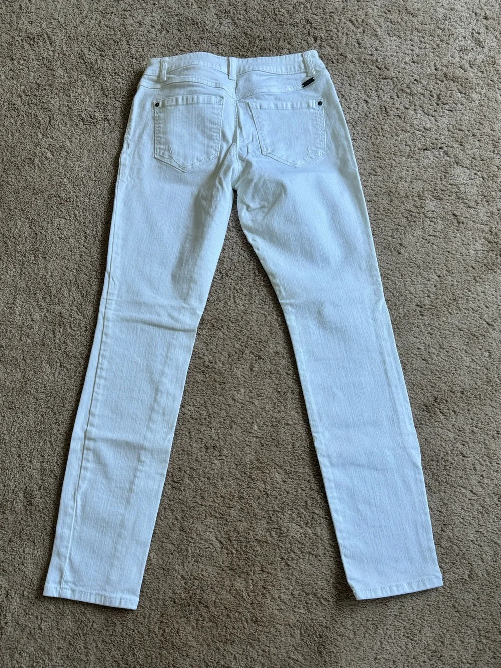 INC International Concepts White Women’s Skinny Jeans